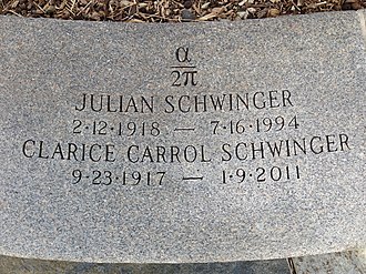 Julian_Schwinger_headstone